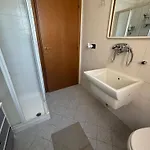 Alojamento de Acomodação e Pequeno-almoço Canossa