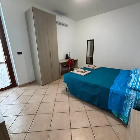 Canossa Bed & Breakfast *